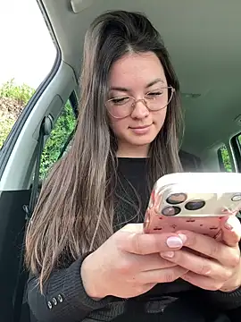 liloush   online show from April 29, 9:34 am