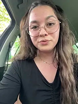 liloush   online show from April 22, 3:31 pm