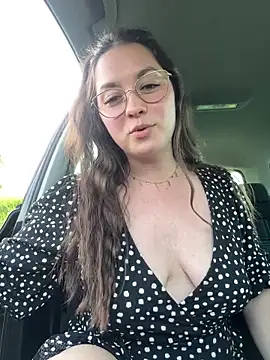 liloush   online show from April 21, 3:30 pm