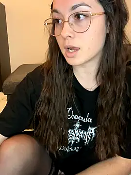 liloush   online show from December 21, 8:13 pm