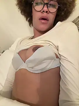 sexentrevoisin online show from February 10, 1:52 am