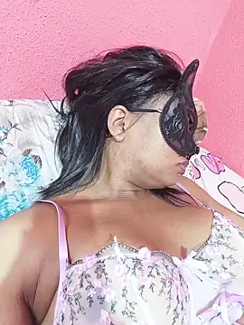 DuCreu online show from February 1, 3:22 pm