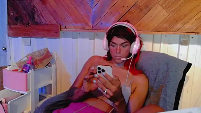 HTXBBY3130 online show from September 9, 10:20 pm