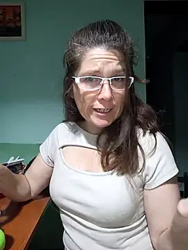 Snapshot of Merida2276 chatting on September 24, 2:10 am Merida2276 online show from September 24, 2:10 am