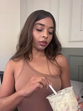 Snapshot of AnnyVega_ chatting on October 3, 11:43 pm AnnyVega online show from October 3, 11:43 pm