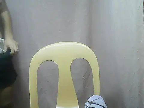 WetHornyPusy4u online show from May 5, 11:30 pm