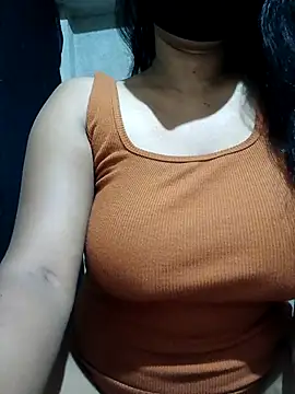 DiyaRoy49 online show from April 23, 8:44 pm