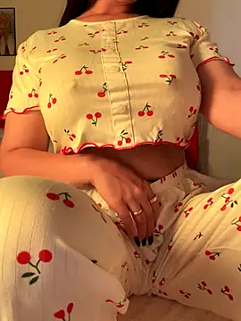 OnlyRima online show from September 30, 12:00 pm