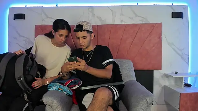 HellAndDante  online show from December 16, 1:44 am