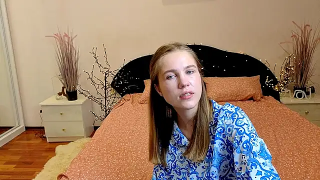 Spicy Lexi online show from June 18, 1:16 pm