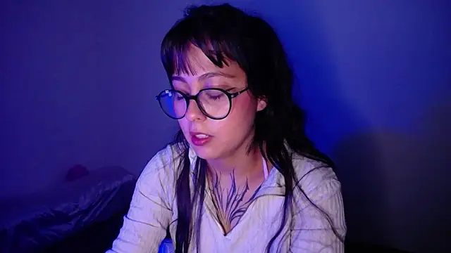 sophiaa 7 online show from March 25, 3:23 am