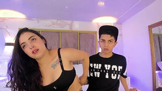 NickandAbby  online show from February 2, 8:08 pm