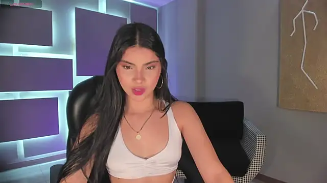 MiaLaurence online show from November 14, 7:36 pm