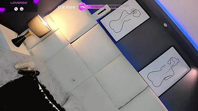 Snapshot of Valeriasmiithh chatting on October 9, 9:30 pm Valeriasmiithh online show from October 9, 9:30 pm
