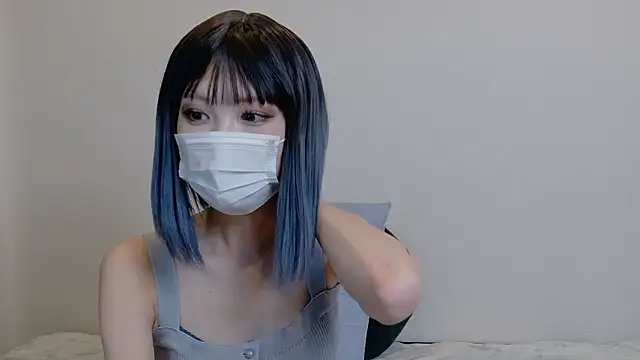 sarina at online show from April 28, 4:27 am