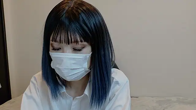 sarina at online show from April 15, 4:35 am