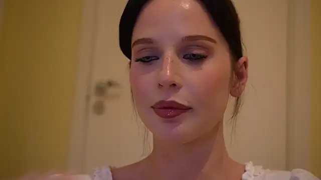 ellaa91 online show from May 28, 6:06 pm