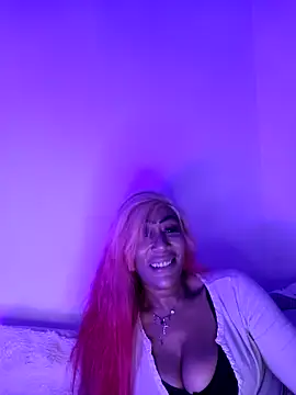 iamlalamilano online show from January 31, 9:02 pm