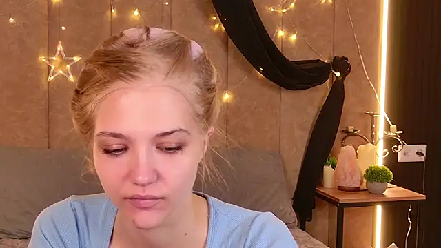 4example Chloe online show from April 23, 5:26 am