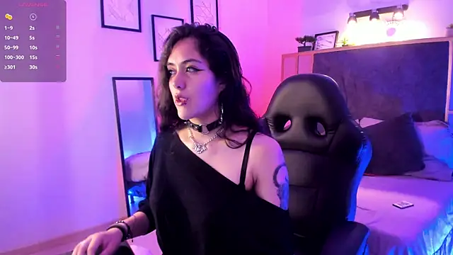 Azurra amatto2 online show from January 13, 8:46 pm