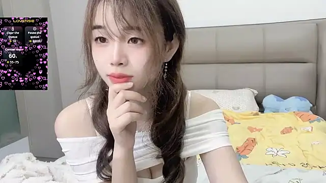 kexin a online show from March 7, 1:18 pm