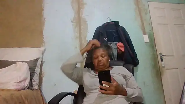 Nicky52 online show from April 21, 2:51 am