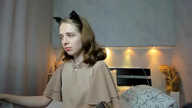 Camilla Kelly online show from September 18, 12:09 am