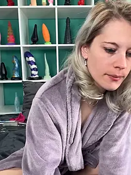 TheRealJessyLey online show from April 24, 6:27 am