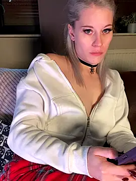 TheRealJessyLey online show from November 11, 8:11 am