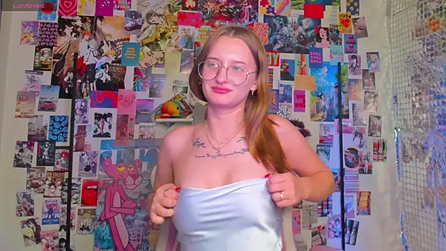 Maryyy May online show from October 13, 5:48 pm