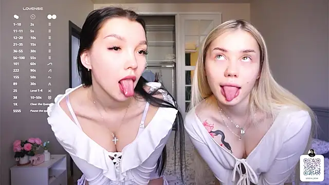 LilianBenskin online show from April 23, 6:10 am