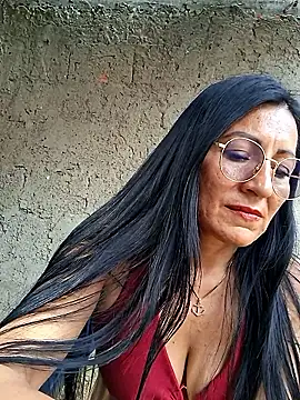 maturexxxnaughty online show from April 25, 1:41 pm