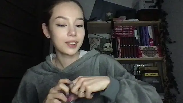 Yuna5343 online show from April 22, 8:50 pm