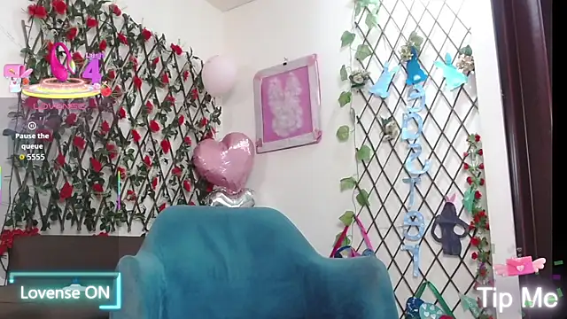 LiamBrown09 online show from April 17, 10:12 pm