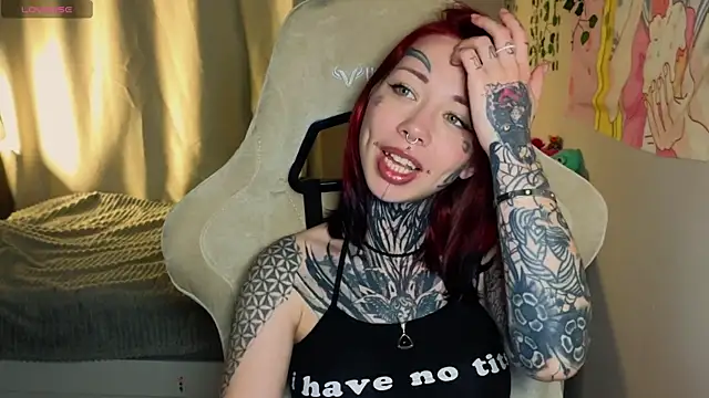 bunnykellyyy online show from May 21, 7:06 am