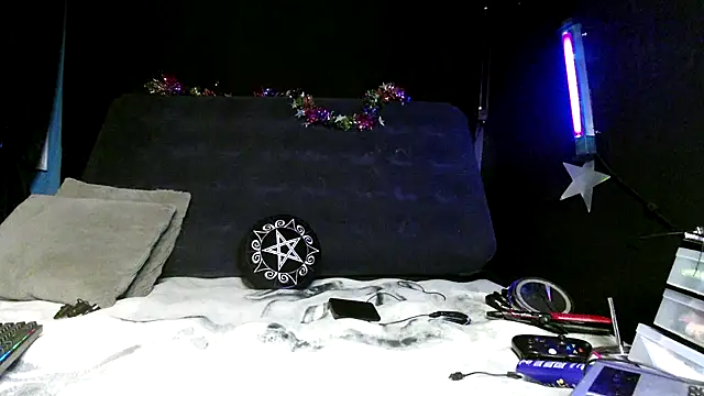 Splash Queen420 online show from October 31, 2:46 am