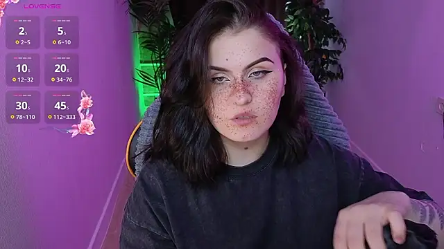 Dark Shine online show from February 20, 3:24 pm