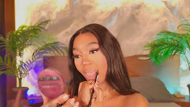 alisonn moon online show from March 31, 10:32 pm