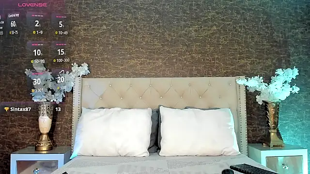 alisonn moon online show from September 27, 11:34 pm