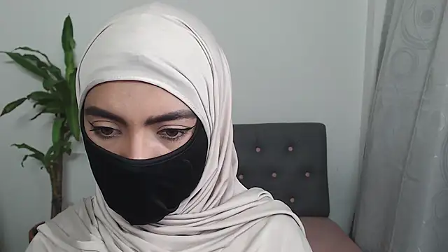 jade nassar online show from October 25, 3:36 am