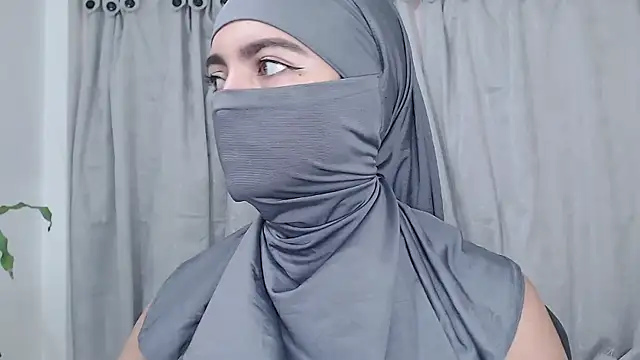 jade nassar online show from April 4, 11:20 am