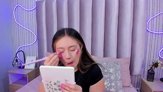 SamanthaPeachss online show from November 11, 11:51 am