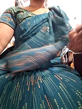 indianhotwife639 online show from April 25, 2:14 pm