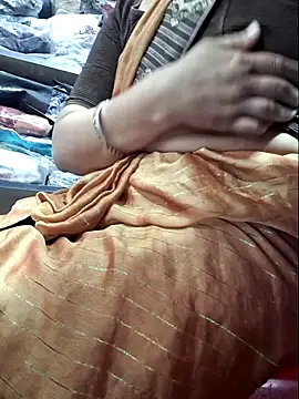 Snapshot of indianhotwife639 chatting on September 27, 9:16 am indianhotwife639 online show from September 27, 9:16 am