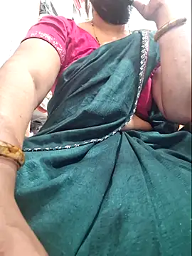 indianhotwife639 online show from April 21, 6:20 am