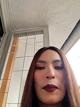 Adarha Ramirez online show from April 28, 3:49 pm