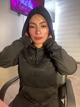 Adarha Ramirez online show from December 16, 3:45 am