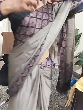 Shalu G online show from July 5, 4:19 am