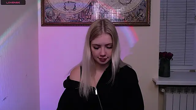 AliceHotty  online show from November 4, 7:46 am