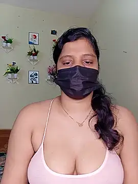 Rose-luckey online show from July 15, 2:00 pm